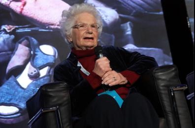 Consegnata Laurea honoris causa a Liliana Segre da Unibas: «Sento di non essere vissuta invano»