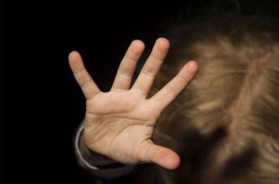 Gallipoli, presunti abusi su un bambino di 7 anni: in carcere un «amico di famiglia», 66enne di Parabita