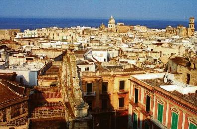 Dimore storiche, a Monopoli il fascino di Palazzo Indelli