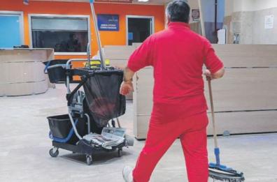 Bari, il caso delle pulizie in corsia: segnalate 20 irregolarità