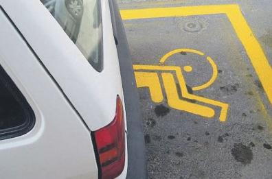 Stalli gialli in aumento, Brindisi sempre più città a misura dei disabili