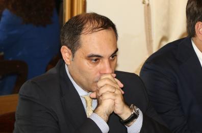 Taranto, sindaco Melucci si sospende da ogni impegno con Italia Viva