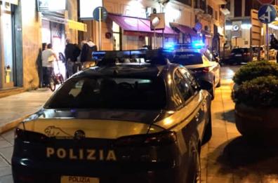 Brindisi, in auto a 250 km/h per le strade della città: arrestati tre giovanissimi