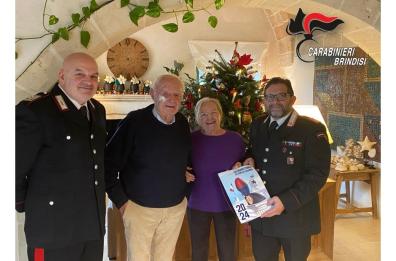 Fasano, carabinieri recuperano borsetta fatta a mano rubata in casa di una nonnina