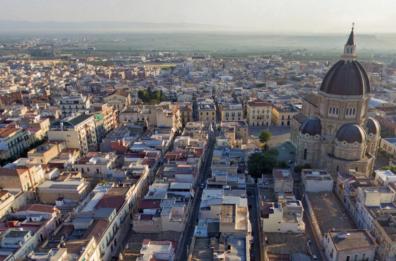 Cerignola, clochard trovato morto su una panchina: lo sgomento della città
