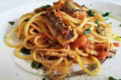 Il Natale barese e la storia di un'anguilla che non voleva finire in pentola