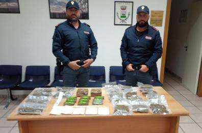 Hashish e marijuana in casa, arrestato un 43enne nel Leccese