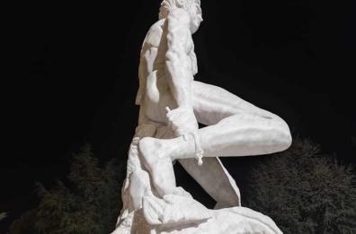 Statua danneggiata nel Barese, ragazzini chiedono scusa