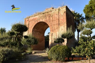 Canosa, costruisce impresa su un territorio con vincolo archeologico: denunciato 76enne