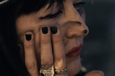 «Amore tossico», l'inno alla non violenza dei salentini Violante