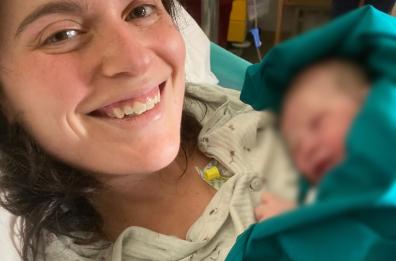 Bisceglie, la cantante Erica Mou diventa mamma: benvenuta Bianca