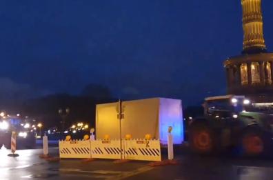 Germania, protesta e blocchi degli agricoltori
