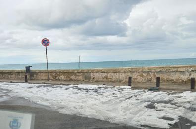 Gallipoli innevata? La news impazza sul web, ma è solo grandine