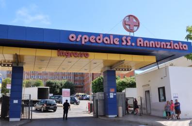 Si sente male mentre gioca a calcetto: 60enne salvato da defibrillatore a Palagiano