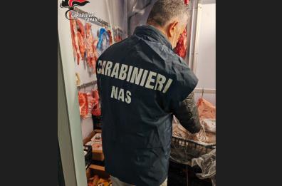 Capocollo e salsiccia industriali venduti come artigianali: sequestri nel Tarantino