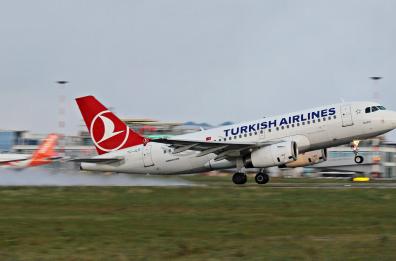 Bari-Istanbul, si potrà volare ogni giorno: Turkish Airlines aumenta frequenze