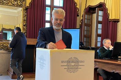 Presidente provincia Brindisi assegna delega a Forza Italia: è polemica