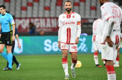 Bari, infortunio per Di Cesare, lesione al bicipite femorale destro