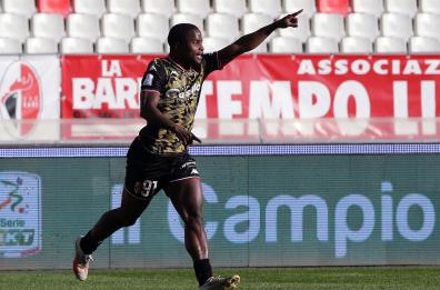 Kallon fa già il «barese» sognando la serie A: «Il più in alto possibile» 