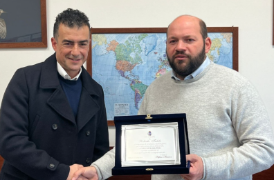 Partecipò a soccorsi Norman Atlantic: a Gallipoli cittadino-eroe premiato dal Comune