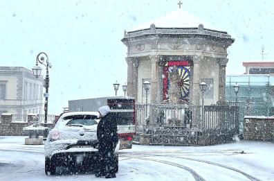 Allerta neve in Basilicata, Trenitalia riprogramma servizi ferroviari su Potenza-Battipaglia. Salta la partita Picerno-Catania