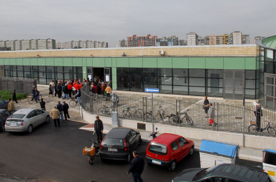 «Troppi furti nel parcheggio di via Vaccarella», a Bari servono controlli notturni e telecamere