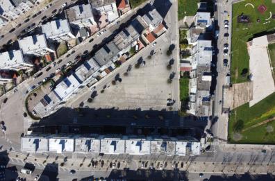 Bari, un cortile urbano che sa di rinascita