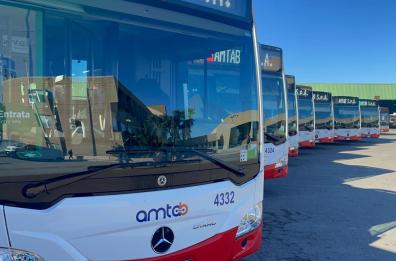 Bari, «Muvt in Bus 365», ritornano gli abbonamenti a 20 euro: istruzioni per l’uso