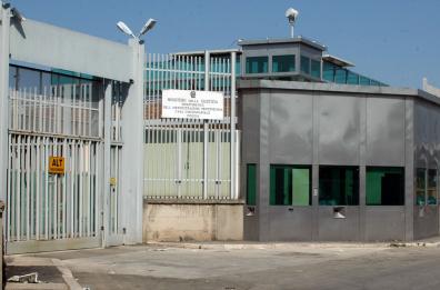 Foggia, detenuto rientra dal permesso con 80 grammi di droga in corpo, tra ovuli di hashish e cocaina