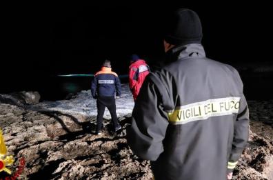 Savelletri, ritrovato il corpo dell'anziano scomparso a Lido Verde: si tratta del regista Carlo Formigoni