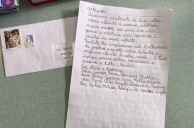 Putignano, i bambini scrivono al Papa: «Francesco, fai cessare tutte le guerre»