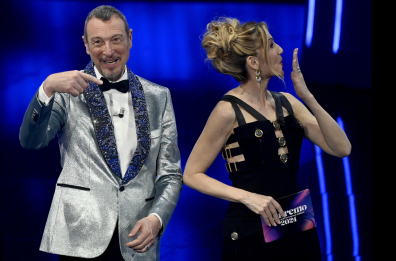 Sanremo 2024, la serata dei duetti si chiude con il primo posto di Geolier: tutta la top-five