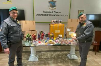 Lecce, Barbie, Hello Kitty e Pokemon falsi: sequestrati oltre 140mila giocattoli