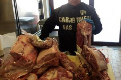 Brindisi, sequestrati 60kg di carne non tracciata in una macelleria