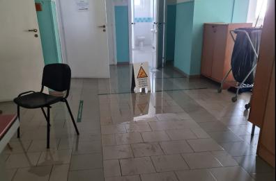 Martina Franca, si allaga la scuola, studenti restano a casa