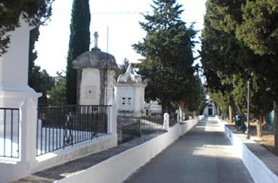 Manfredonia, sbloccati i lavori per 272 loculi, entro giugno nel cimitero comunale 