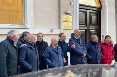 Taranto, il consigliere civico Abbate non firma e tiene in vita la giunta Melucci