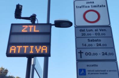 Barletta, centro storico e Castello: la «Ztl» da oggi a pieno regime