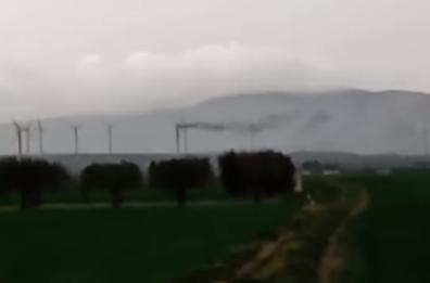 Pala eolica in fiamme sulla Foggia-Troia, area messa in sicurezza