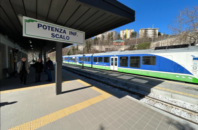 Il «bike sharing» nelle stazioni della Fal a Potenza e Matera