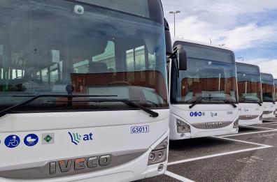 La Regione acquista 148 bus a metano per i comuni pugliesi