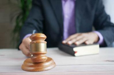 Mafia e arresti, le mani dei clan sulle aste giudiziarie: così i Parisi truccarono una vendita ad Altamura
