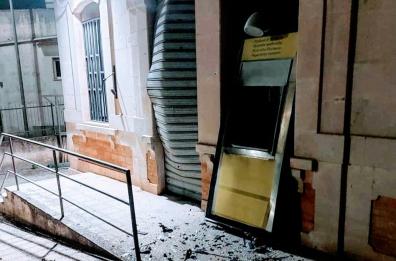 Banditi fanno esplodere Postamat a Casalini di Cisternino: bottino da quantificare