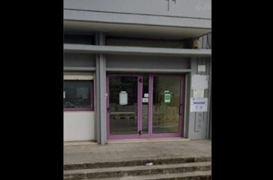Crispiano, studente prende a calci e frattura una spalla al prof che l'ha rimproverato