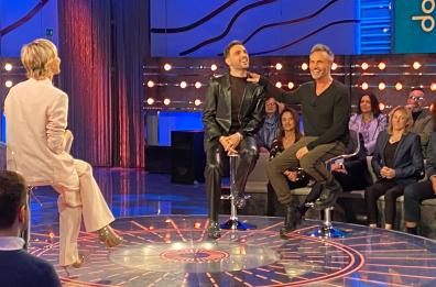 «Da noi...a ruota libera», il cantante galatinese Badisco ospite su Rai1: «La tv mi ha riconciliato con i miei genitori»