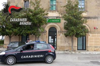 San Pancrazio Salentino, cocaina e hashish nascosti in camera da letto: arrestato 22enne