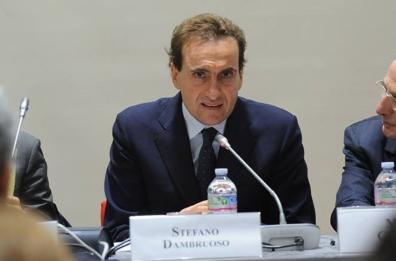 Bari, l’insolita sfida Leccese-Dambruoso: da compagni di banco a rivali politici