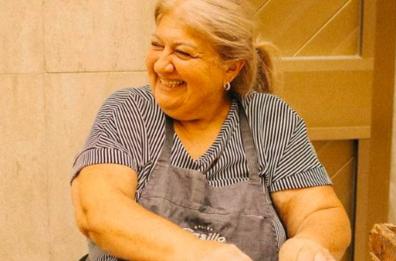 Bari, la regina delle orecchiette Nunzia vola in India alla festa pre-matrimonio del figlio dell'uomo più ricco d'Asia