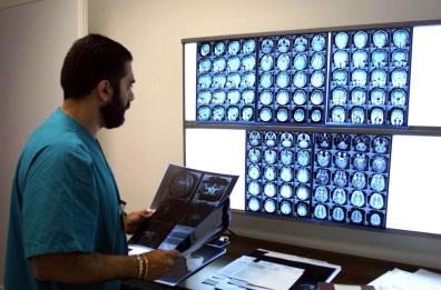Bari, diagnosi precoce dell’Alzheimer grazie all’intelligenza artificiale