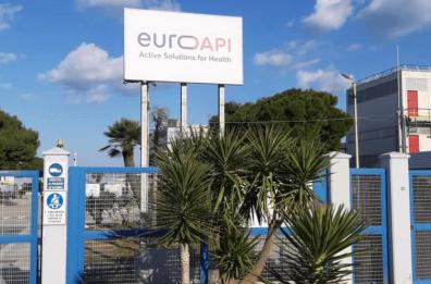 Euroapi Brindisi: «Comportamenti scorretti». E l’azienda ferma subito la produzione